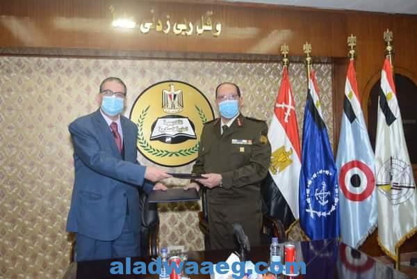 القوات المسلحة توقع مذكرة تفاهم مع كلية الطب بجامعة بدر
