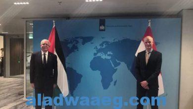 صورة مباحثات ثنائية مشتركة بين وزيري الخارجية الهولندي والفلسطيني