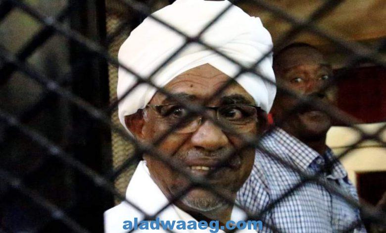 الرئيس السوداني السابق عمر البشير لاأخشي المحكمة الجنائية