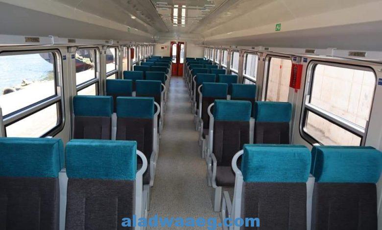 وزير النقل يعلن وصول 28 عربة سكة حديد جديدة للركاب إلى ميناء الإسكندرية