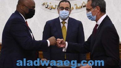صورة رئيس الوزراء يشهد توقيع مذكرة تفاهم بين وزارتي الاتصالات في مصر والسودان