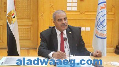 صورة رئيس جامعة الأزهر يصدق على صرف مكافأة للإداريين والعاملين بالقاهرة والأقاليم