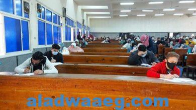 صورة رئيس جامعة بنها يؤكد انتظام سير الإمتحانات وتوفير سبل الراحة للطلاب