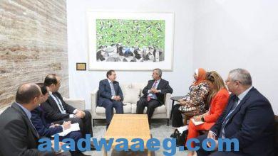صورة وزير البترول يعقد جلسة مباحثات مع وزير الطاقة الأردنى بالجناح المصرى بشرم الشيخ