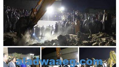 صورة نائب محافظ المنيا يتابع تداعيات حادث حفر خزان صرف صحي بقرية الدوادية بمركز المنيا