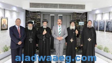 صورة محافظ أسوان يستقبل وفد الكنيسة الأرثوذكسية لتقديم التهنئة بمناسبة عيد الفطر المبارك 