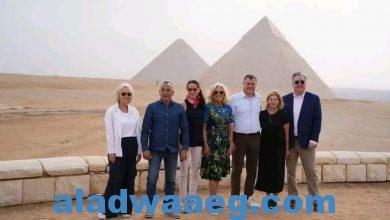 صورة على هامش زيارتهاالرسمية الحاليةلمصر قامت السيدة جيل بايدن قرينةالرئيس الأمريكي بزيارة منطقة أهرامات