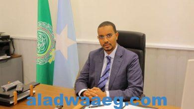 صورة ” سفير الصومال ” يهنئ مصر بمناسبة الذكرى الخمسين لإنتصارات حرب أكتوبر المجيدة