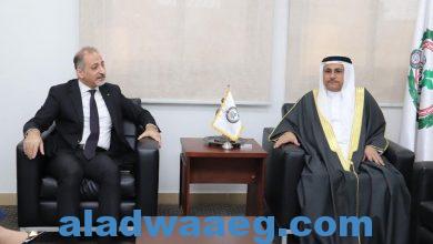 صورة رئيس البرلمان العربي يجري مباحثات مع  مندوب دولة فلسطين الدائم لدى جامعة الدول العربية