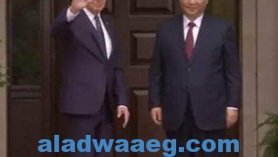 صورة الرئيس جينبينغ بأن لن تبدأ حربا ضد أى طرف