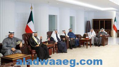 صورة رئيس البرلمان العربي يقدم واجب العزاء لرئيس مجلس الأمة وأعضاء المجلس في وفاة أمير دولة الكويت