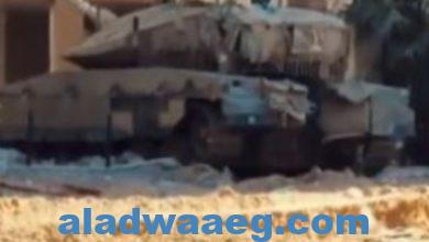 صورة تدمير دبابة إسرائيلية من مسافة صفر وقتل عددا من جنود الاحتلال بغزة