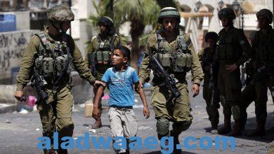 صورة “هيئة الأسرى الفلسطينية” ترصد انتهاكات الاحتلال باستخدم القوة المفرطة بعمليات الاعتقال