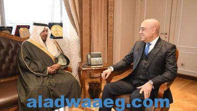 صورة وزير الإسكان يلتقى الأمير خالد بن سعود بن تركى آل سعود لعرض الفرص الاستثمارية المتاحة بالمجالات المختلفة