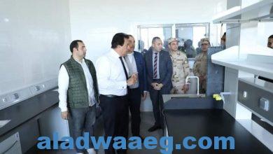 صورة وزير الصحة يتفقد مشروع إنشاء مجمع المعامل المركزية بمدينة بدر بتكلفة 1.375 مليار جنيه