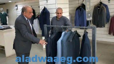 صورة وزير قطاع الأعمال العام في زيارة مفاجئة لأحد فروع “عمر أفندي” بميدان الحجاز