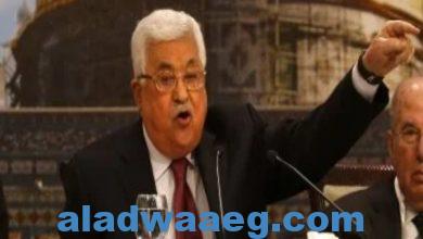 صورة محمود عباس يكلف محمد مصطفى بتشكيل حكومة جديدة