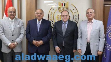 صورة رئيس هيئة الدواء المصرية يجتمع مع ممثلي المجلس الأعلى لمراجعة اخلاقيات البحوث الطبية الإكلينيكية