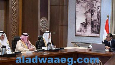 صورة رئيس الوزراء يبحث مع مسئولين سعوديين أوجه التعاون المشترك وزيادة الاستثمارات