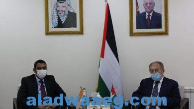 صورة وزير الاقتصاد الفلسطيني وسفير الهند يبحثان تعزيز التعاون الاقتصادي بين البلدين