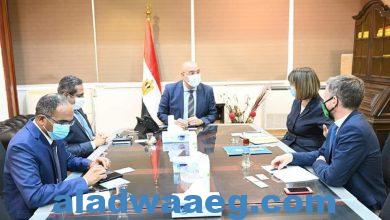 صورة وزير الإسكان يلتقى المنسقة المقيمة للأمم المتحدة بمصر لعرض التجربة العمرانية المصرية