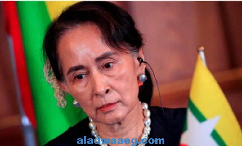 المجلس العسكري في ميانمار يحاكم زعيمة البلاد المخلوعة سو تشي