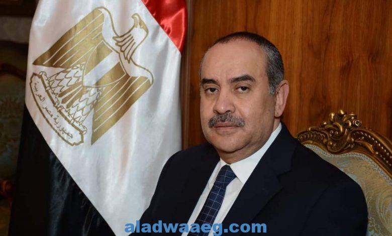 وزير الطيران المدني يهنئ العاملين بشركة مصر للطيران للصيانة والأعمال الفنية لتجديد الاعتماد الأوروبي EASA