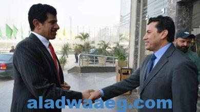 صورة وزير الشباب والرياضة يلتقي سفير دولة قطر لدي مصر.