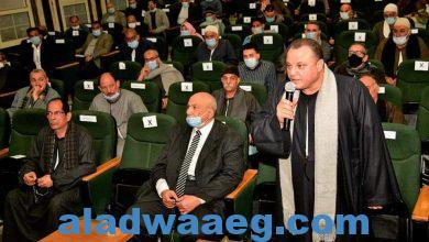 صورة لقاء مفتوح لمحافظ الغربية مع عمد المحلة الكبري.