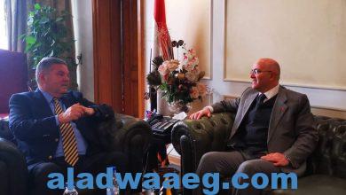 صورة وزير قطاع الأعمال العام يبحث مع سفير المغرب بالقاهرة تعزيز التعاون المشترك.