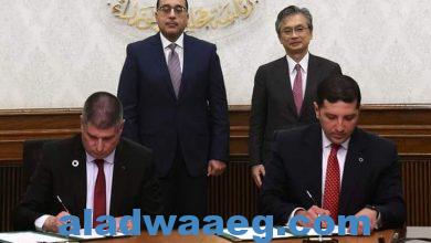 صورة رئيس الوزراء يشهد مراسم التوقيع على مذكرة تفاهم لإنشاء مصنع جديد لتصنيع مكونات السيارات بمحافظة الفيوم