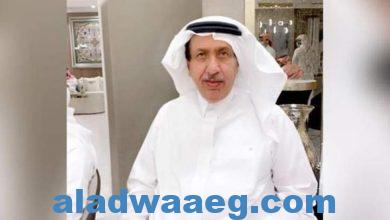 صورة رجال الأعمال وشخصيات المجتمع السعودي يقدمون التعازي لخالد السعود في وفاة أخيه