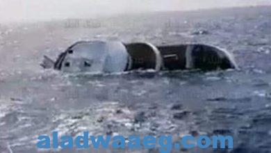 صورة تم إنقاذ 35 شخصًا ، بينهم 26 سائحًا ، بعد غرق قارب في البحر الأحمر