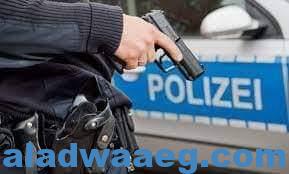 صورة رجل في ألمانيا يسلم نفسه للشرطة لينام في الزنزانة