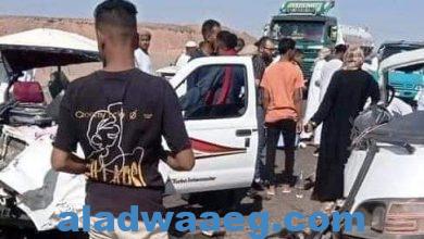 صورة حادث مروع علي طريق إدفو / مرسى علم .. وفاة طفلين وسيدة وإصابة 42 أخرون