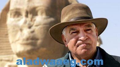 صورة زاهي حواس يطالب اليونسكو ووزارة السياحة والآثار بعمل مؤتمر دولي لسحب الآثار المصرية من المتحف البريطاني