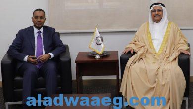 صورة ” رئيس البرلمان العربي ” يعقد جلسة مباحثات مع سفير الصومال بالقاهرة