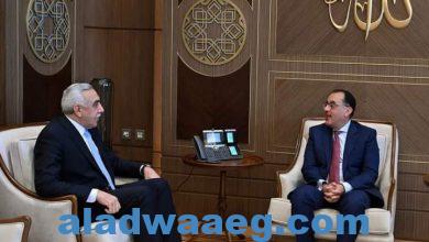 صورة مدبولى يلتقى سفير العراق بالقاهرة بمناسبة انتهاء مهام عمله