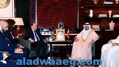 صورة وزير التجارة والصناعة يعقد جلسة مباحثات موسعة مع نظيره البحريني