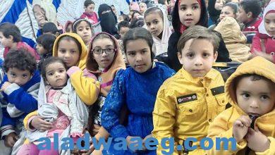 صورة بالصور || أطفال قرية مسرع يشهدون بطولات الجيش المصرى