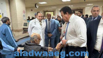 صورة عبدالغفار..في زيارة مفاجئة مستشفى العجوزة ويستمع لآراء المواطنين حول مستوى الخدمة